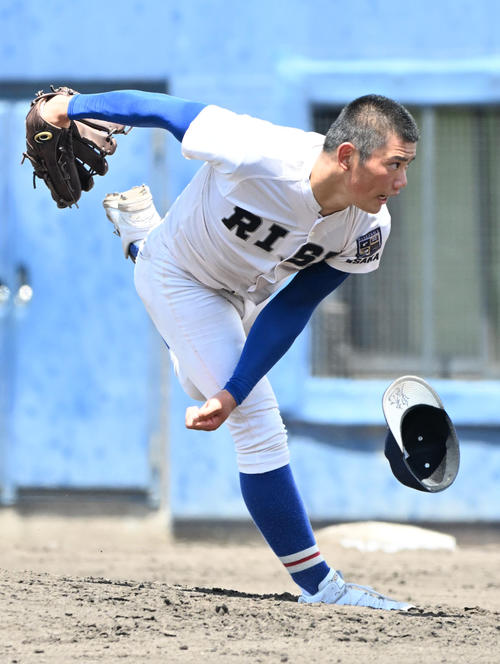履正社・福田幸之介3安打完封で大阪桐蔭下し4年ぶりV “5度目の正直