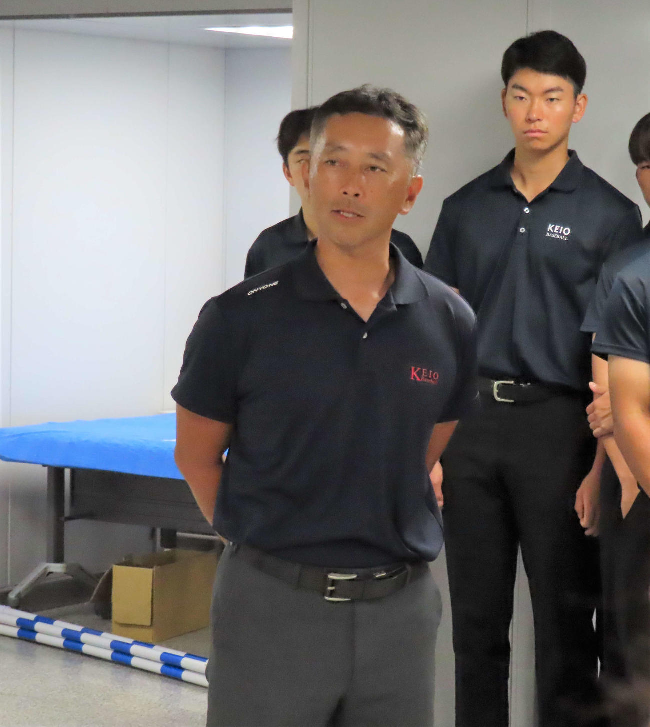 甲子園壮行会であいさつをする森林貴彦監督（撮影・黒須亮）