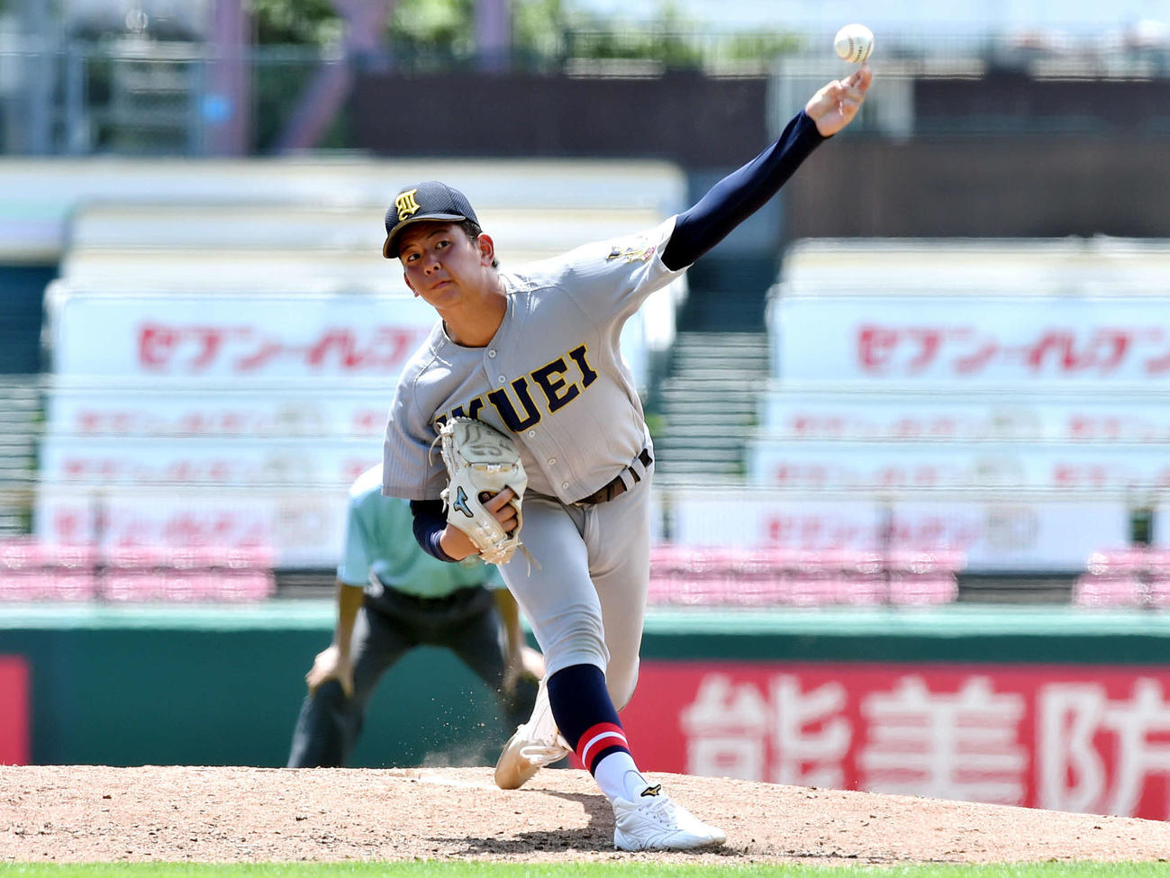 投手王国・仙台育英で力投する田中