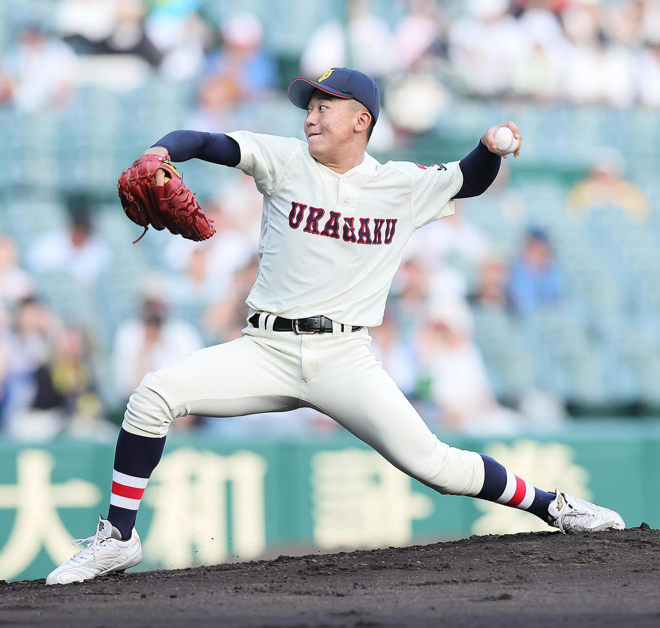 浦和学院対仙台育英　浦和学院先発の鈴木（撮影・足立雅史）