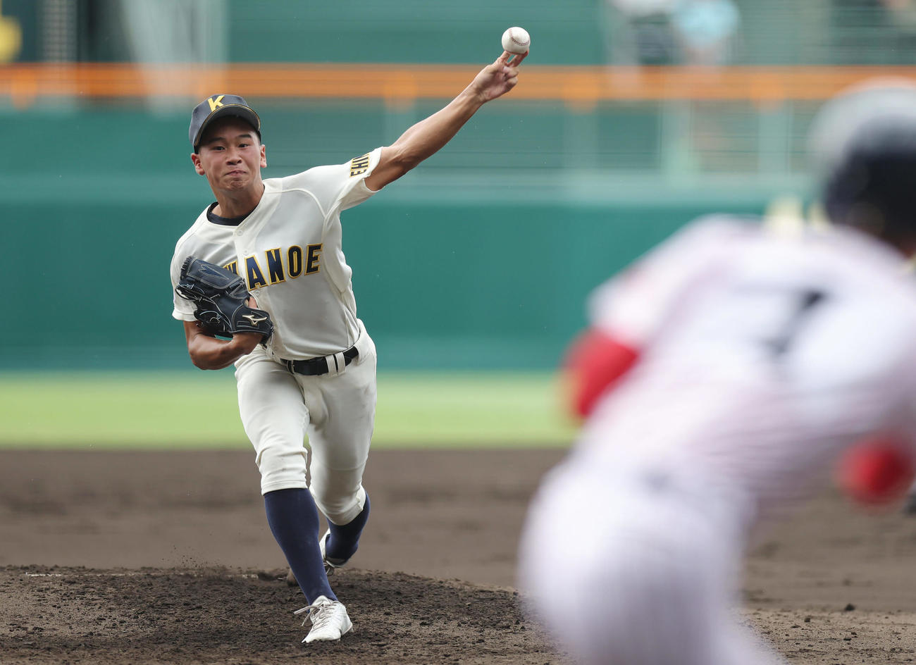 川之江対高知中央　力投する川之江先発の山内太暉（撮影・前田充）