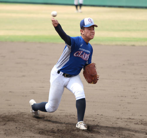 甲子園】クラーク新岡歩輝「気を緩めないように」北北海道勢11年ぶり