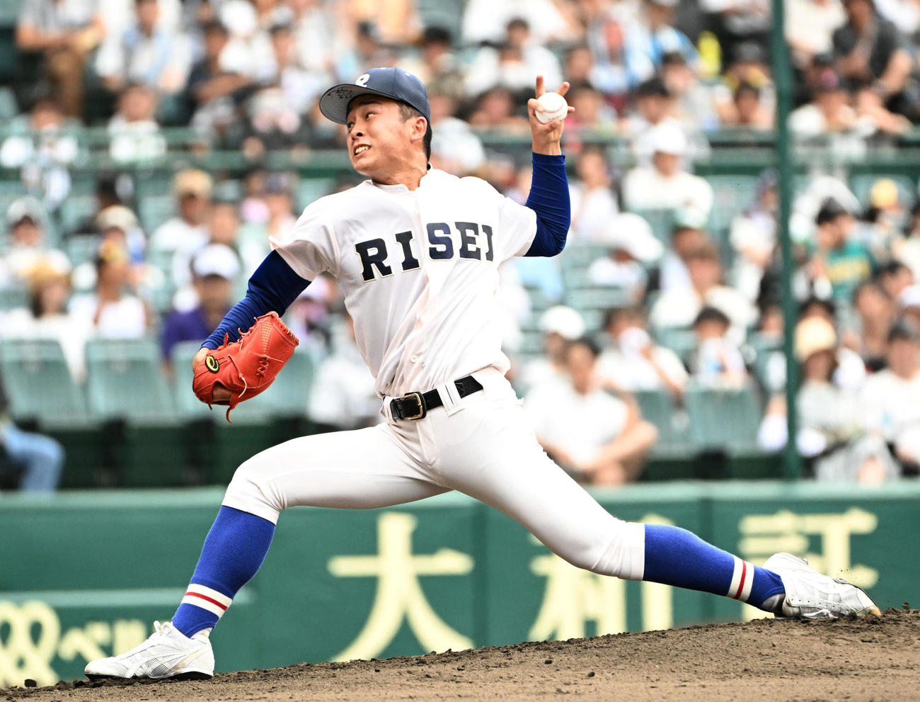履正社対鳥取商　力投する履正社先発の増田壮（撮影・石井愛子）