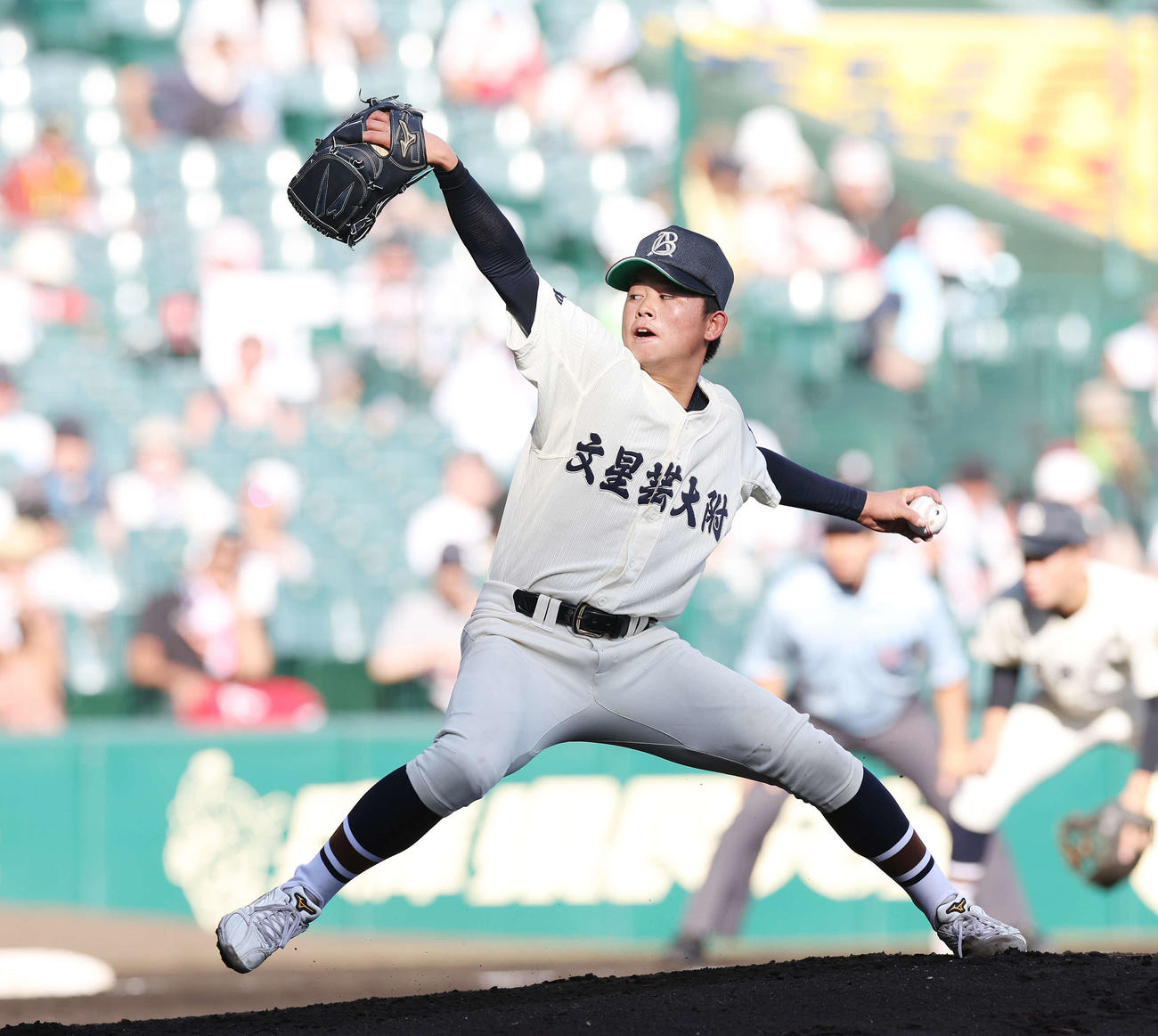 文星芸大付対宮崎学園　文星芸大付先発の渋谷（撮影・宮地輝）