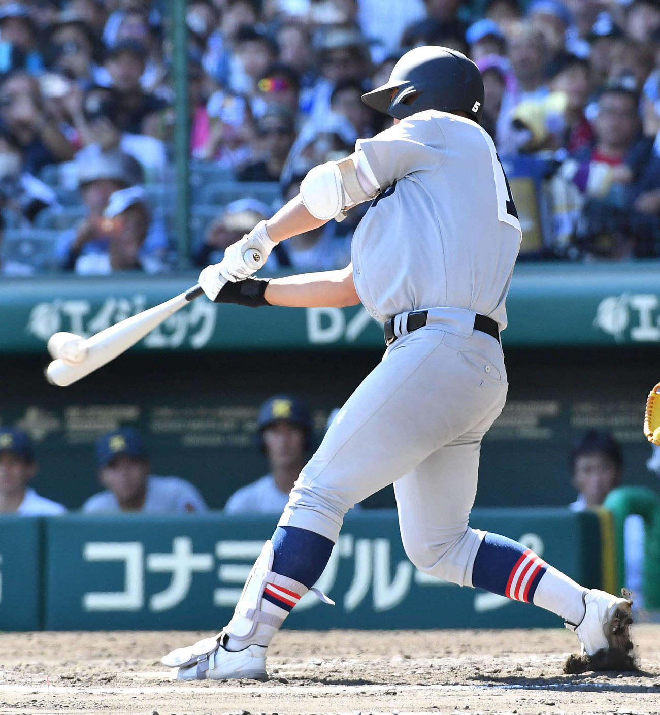 北陸対慶応　7回裏慶応無死、代打の清原は左飛に倒れる（撮影・岩下翔太）