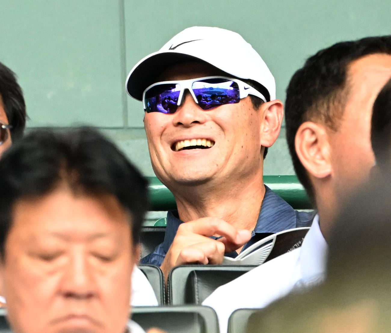 立正大松南対広陵　視察に訪れた巨人の桑田真澄ファーム総監督（撮影・石井愛子）
