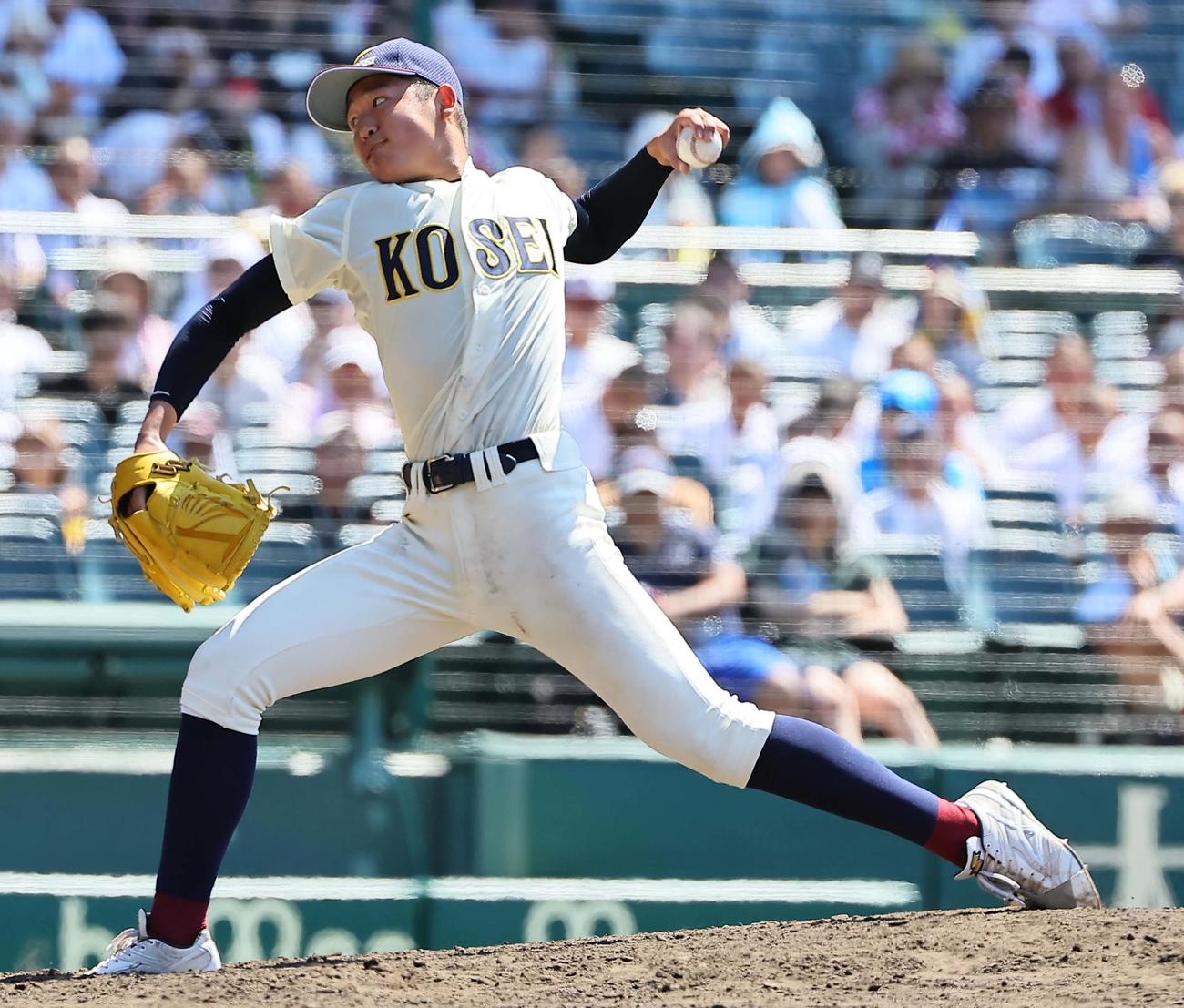八戸学院光星対ノースアジア大明桜　完封勝利した八戸学院光星エース洗平（撮影・上田博志）