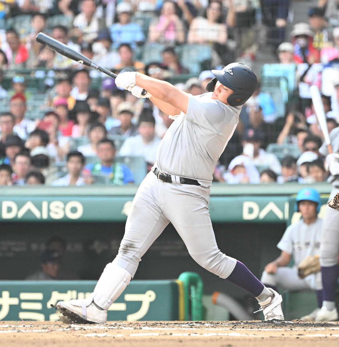 クラーク対花巻東　6回裏花巻東無死一塁、二ゴロに倒れる佐々木麟（撮影・和賀正仁）