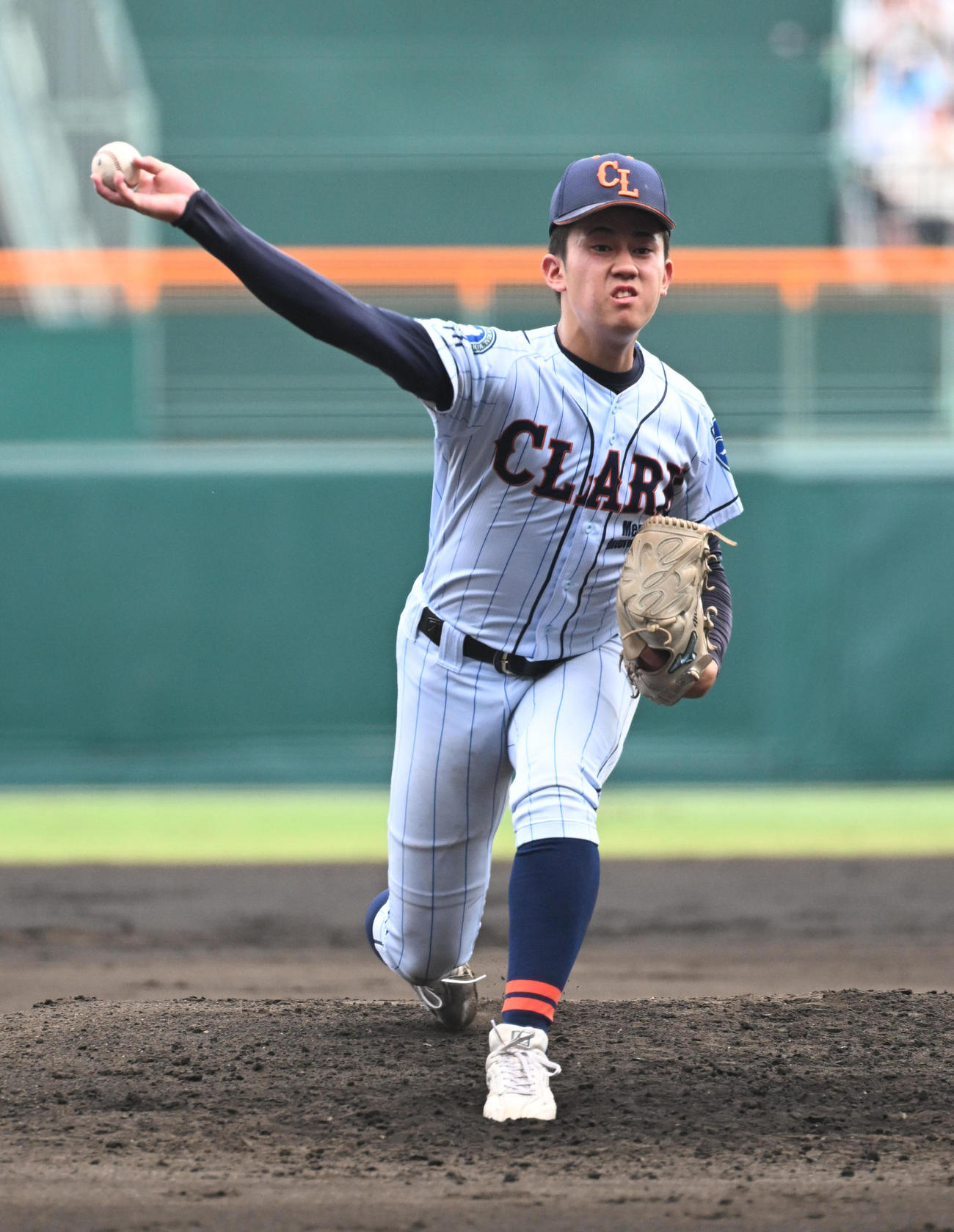 クラーク対花巻東　クラークの先発新岡歩輝（撮影・和賀正仁）