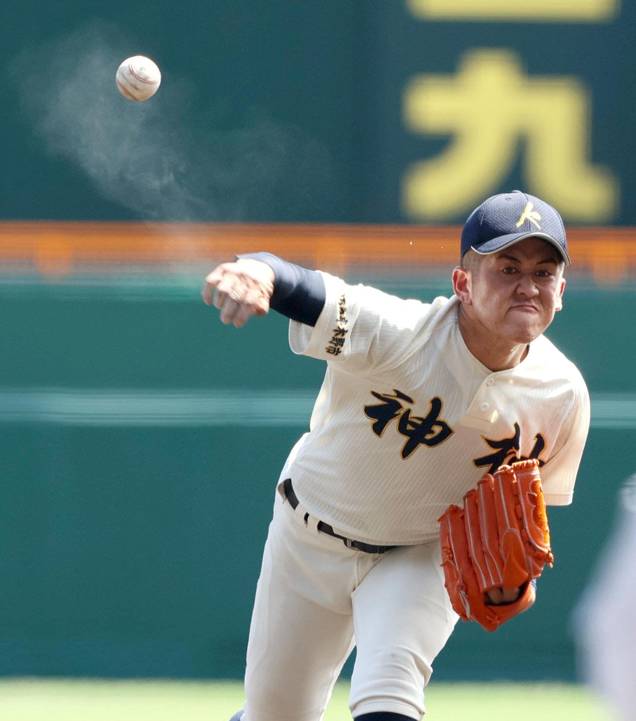 神村学園対おかやま山陽　神村学園先発の松永（撮影・上山淳一）