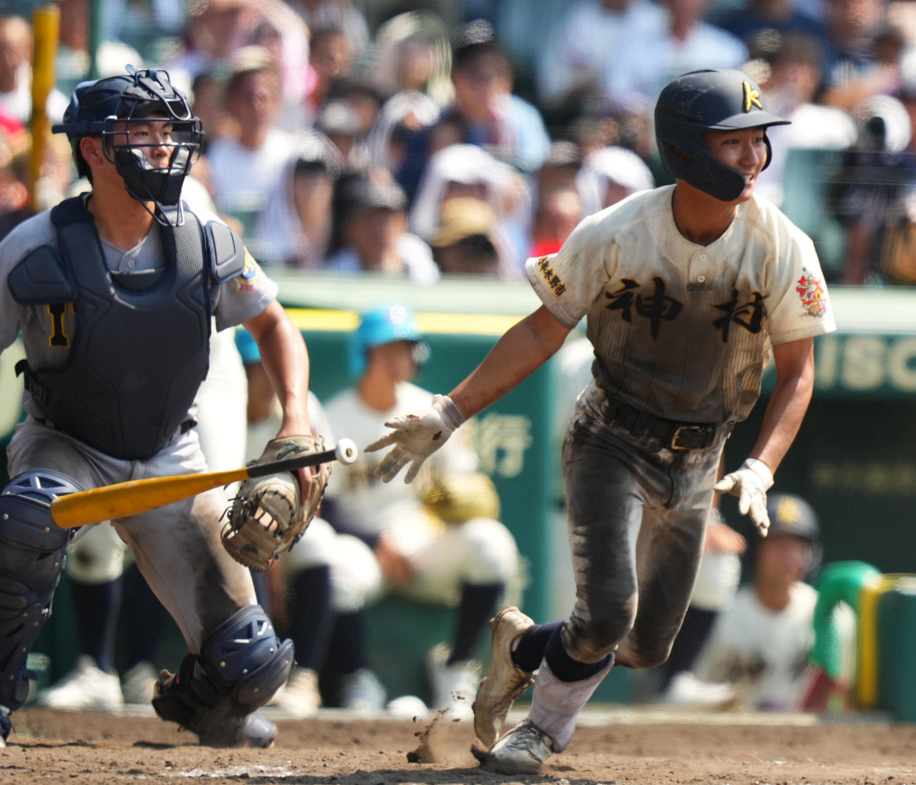 神村学園対仙台育英　5回表神村学園2死二塁、右前適時打を放つ増田（撮影・横山健太）
