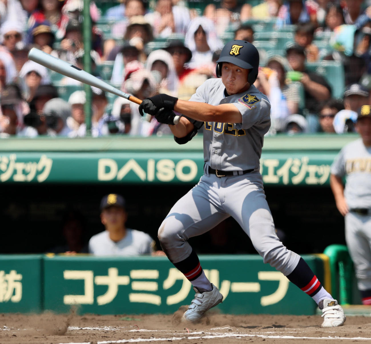 神村学園対仙台育英　8回裏仙台育英2死三塁、橋本は中適時打を放つ（撮影・加藤哉）