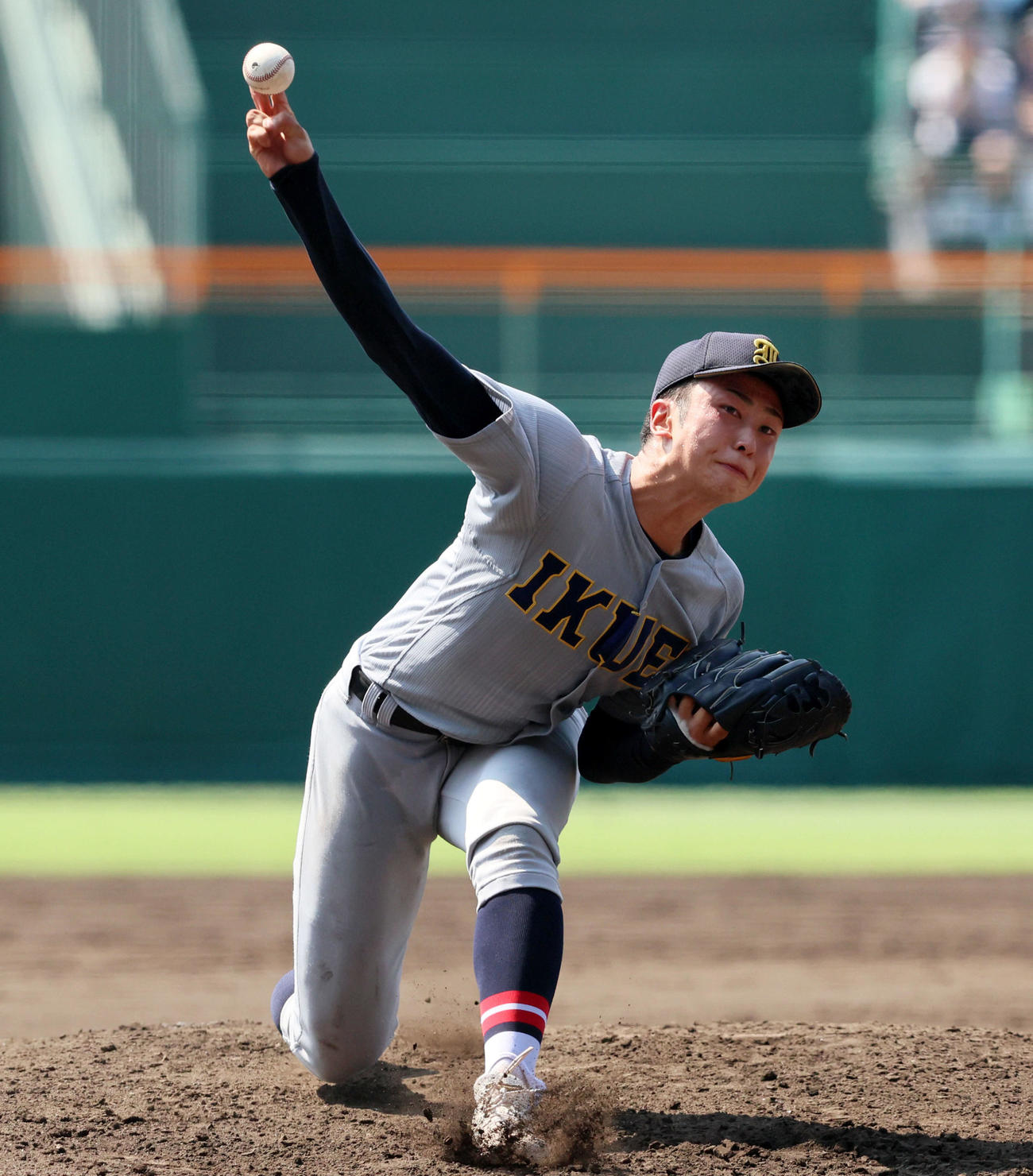 神村学園対仙台育英　先発し、好投する仙台育英・高橋（撮影・加藤哉）