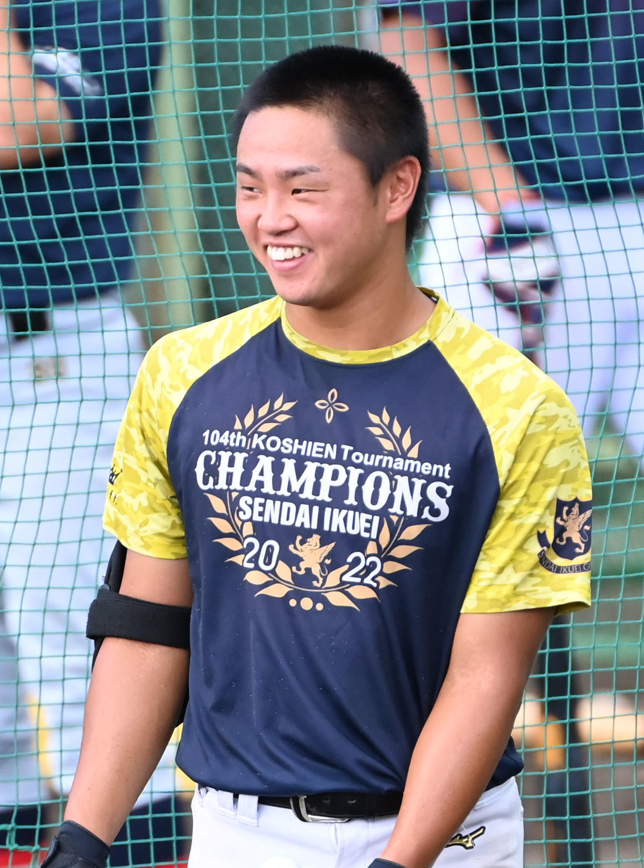 バッティング練習をする仙台育英・斉藤陽（撮影・石井愛子）