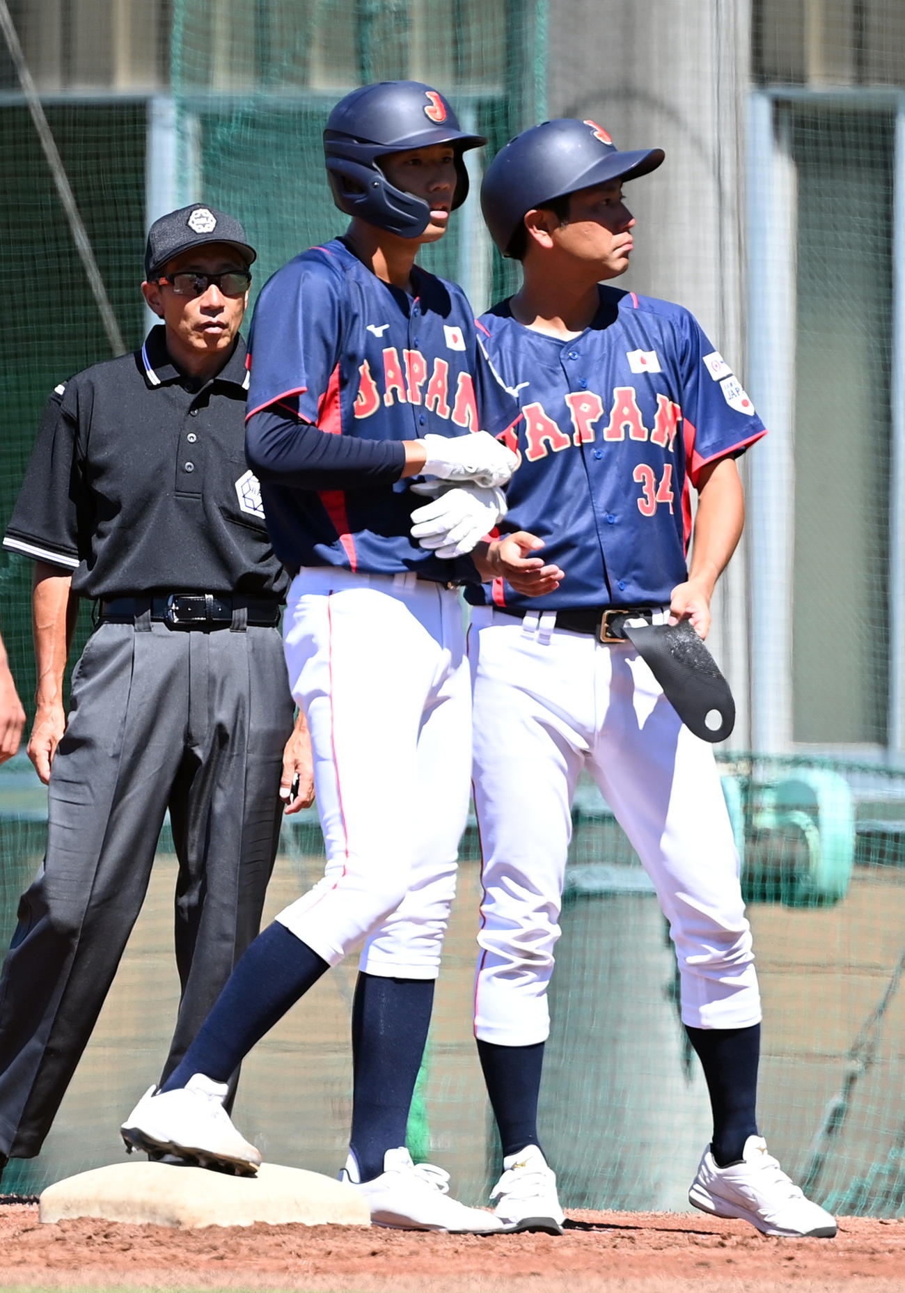 U18日本代表対早大　2回表U18日本代表2死、中前に安打を放った木村（撮影・たえ見朱実）