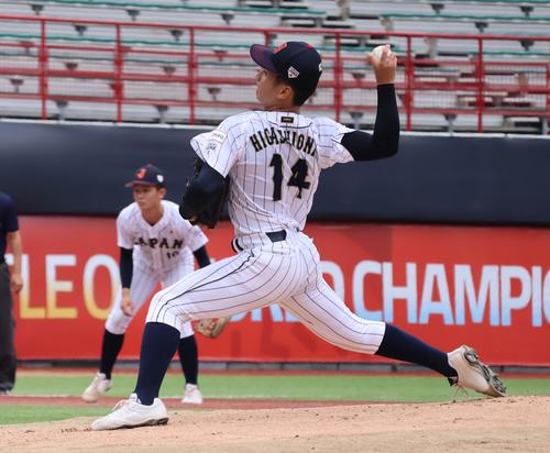 日本先発の東恩納（撮影・柏原誠）