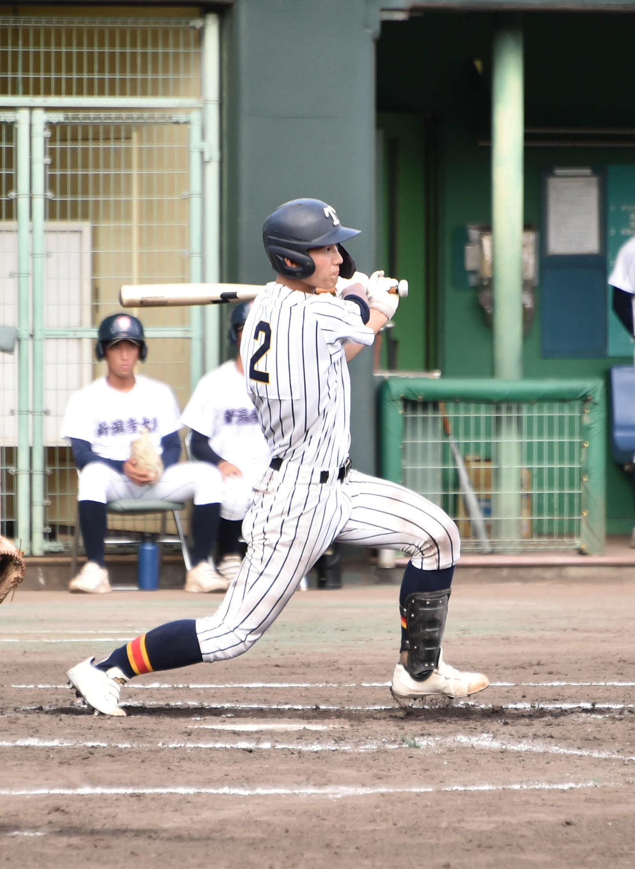 帝京長岡の8番和田は4－0の3回裏1死満塁で左中間に走者一掃の三塁打