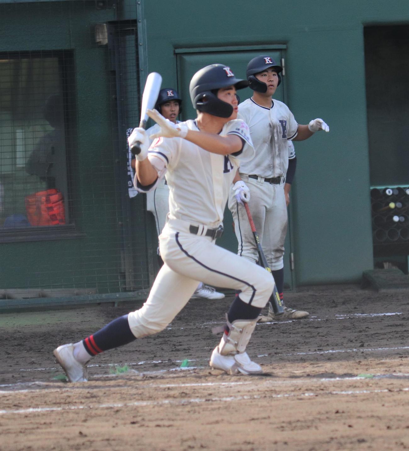横浜創学館対鎌倉学園　2安打2打点の活躍をした鎌倉学園・面本（撮影・星夏穂）