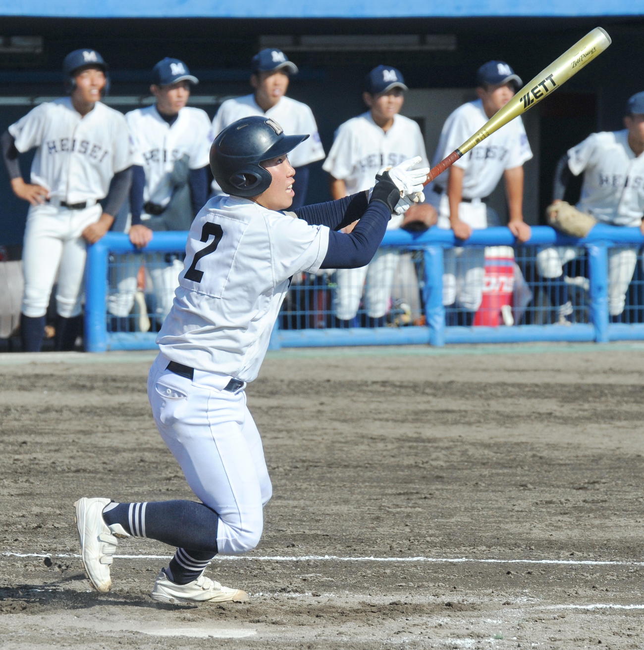 2回1死満塁、右中間に3点適時三塁打を放つ藤枝明誠・皆川　