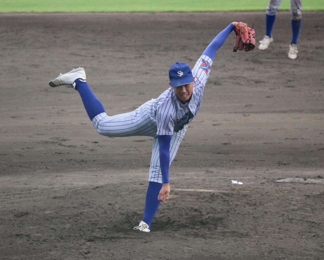 長田戦に先発した須磨翔風・槙野（撮影・林亮佑）