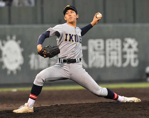 仙台育英対慶応 仙台育英2番手の仁田(撮影・岩下翔太)