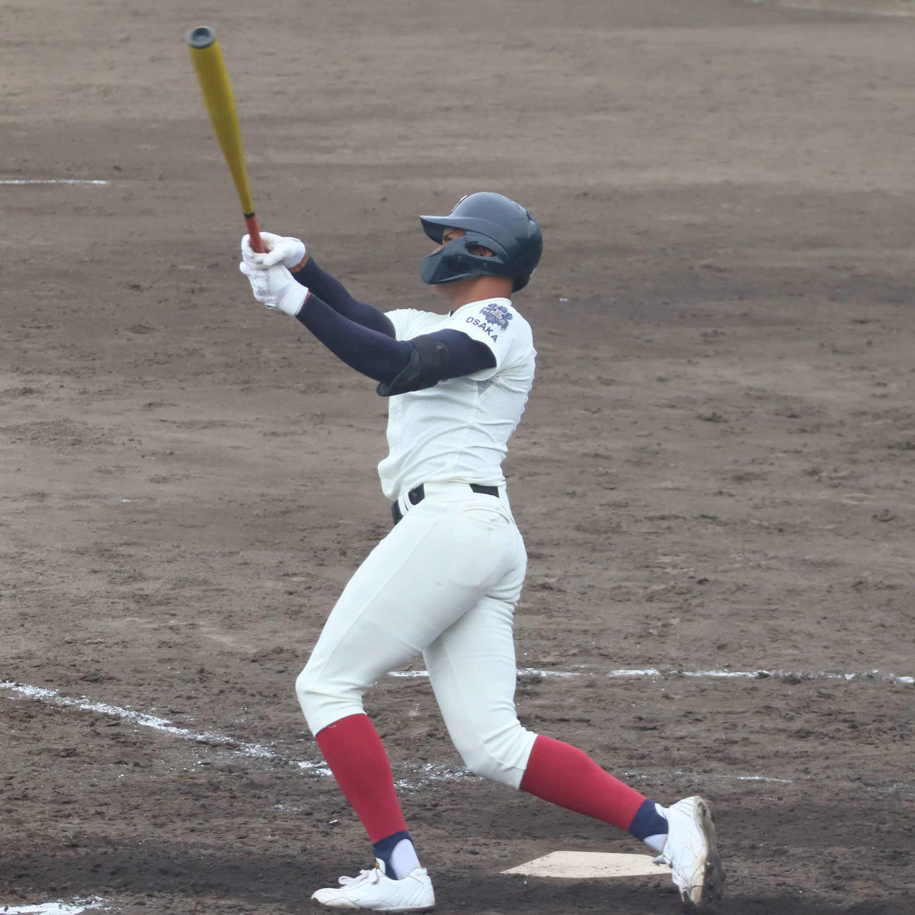 秋季近畿地区大会大阪府予選　大阪桐蔭対桜宮　4回に3ランを放つ大阪桐蔭の4番、ラマル（撮影・村松万里子）