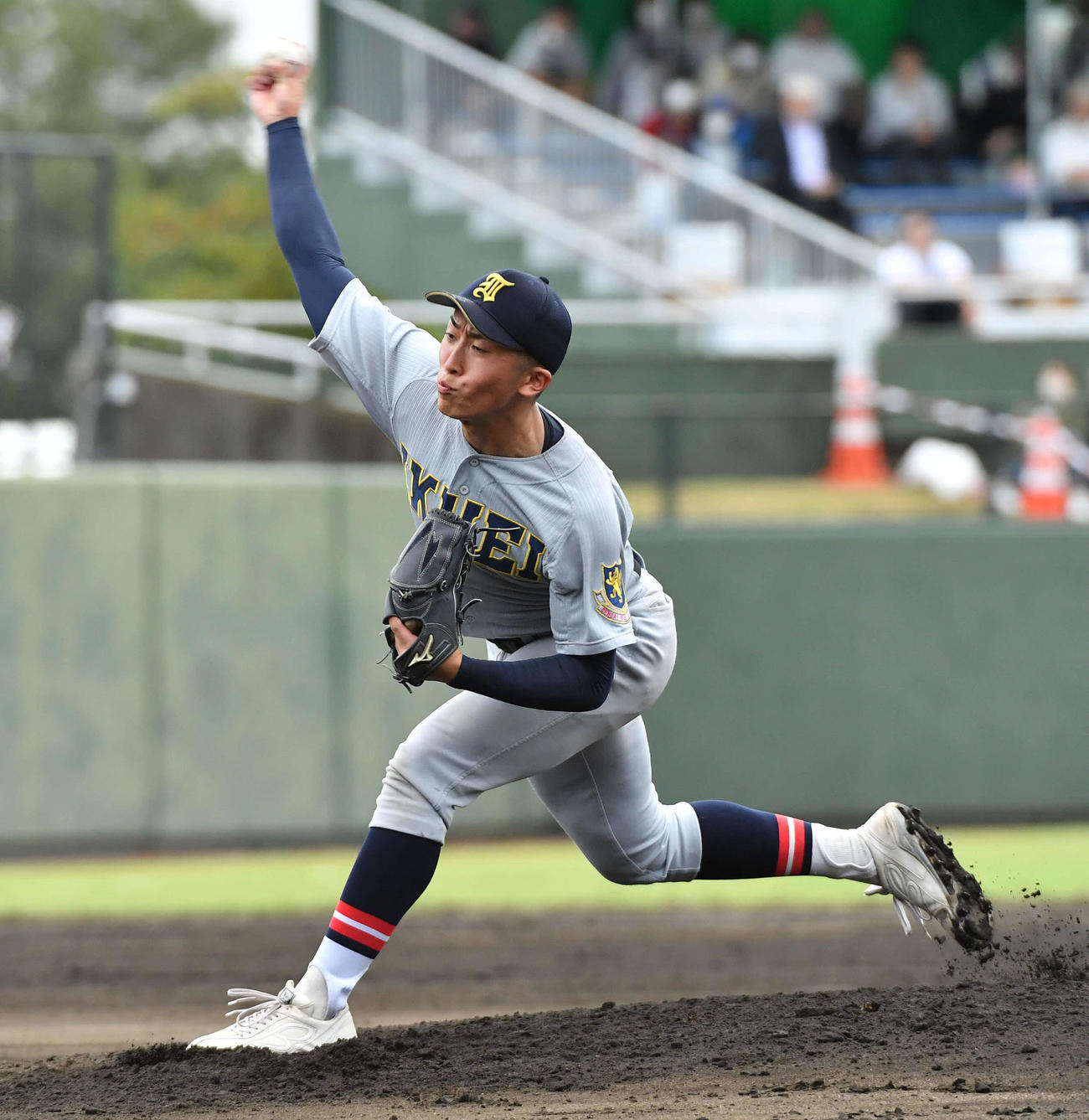 仙台育英対慶応　仙台育英先発の湯田（撮影・岩下翔太）