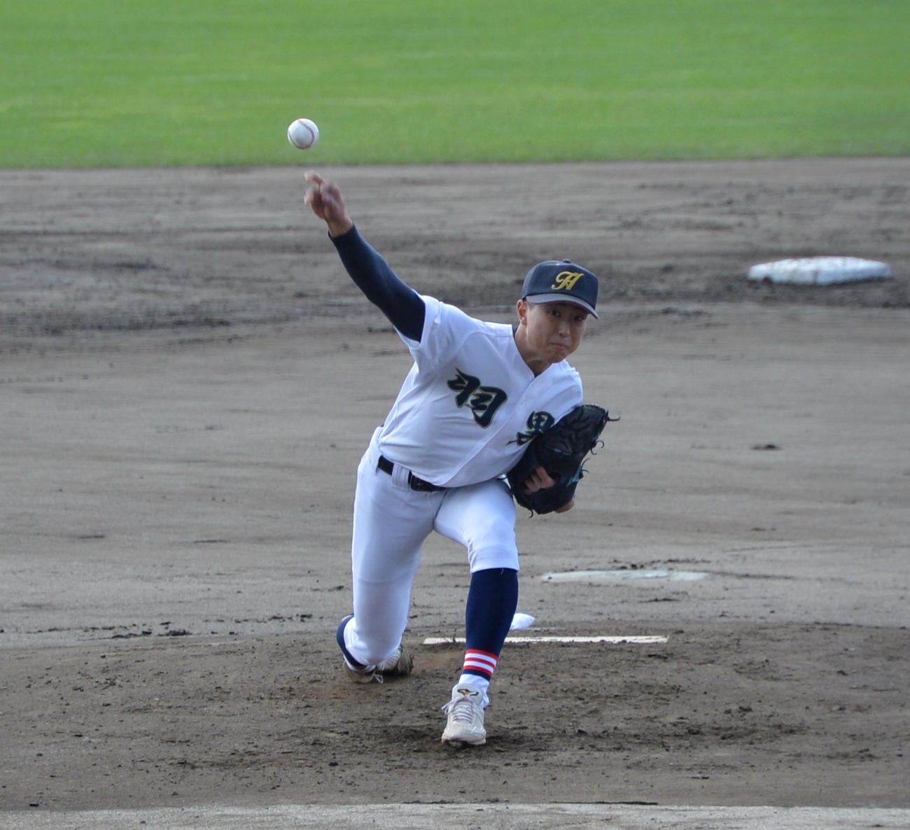 羽黒対青森山田　羽黒の先発は曽我（撮影・濱本神威）