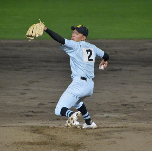 学法石川対聖和学園　学法石川の先発は大栄（撮影・濱本神威）