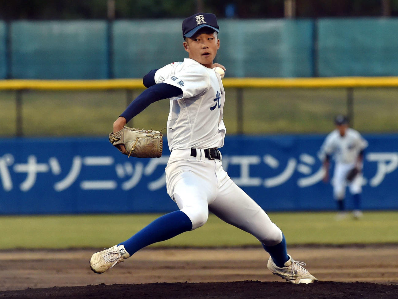 光南対一関学院　力投する光南・大越（撮影・相沢孔志）