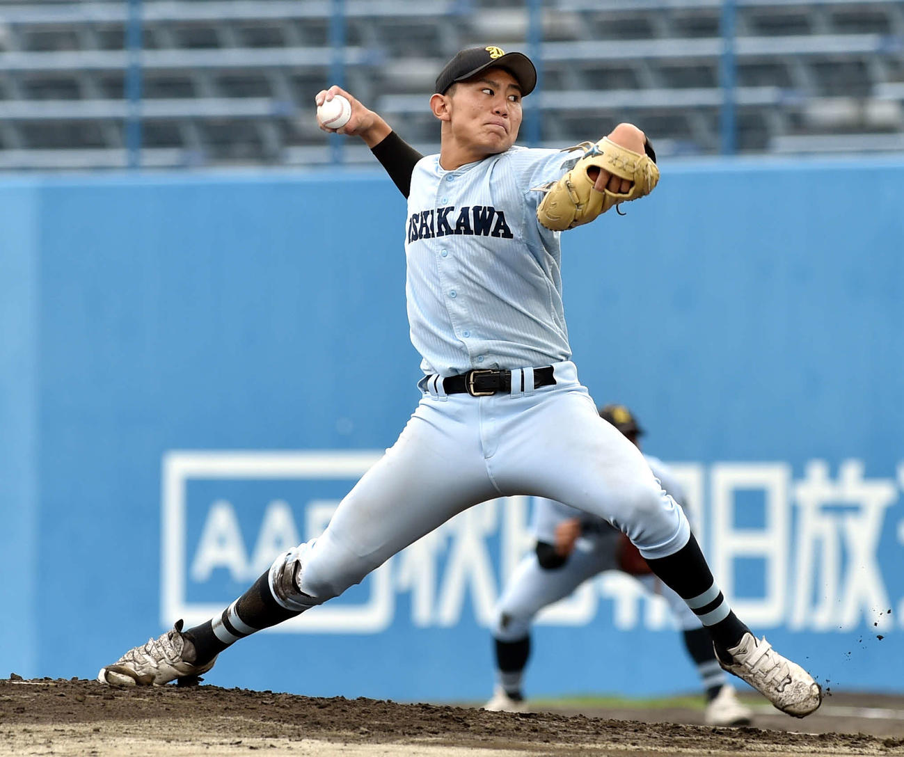 学法石川対金足農　力投する学法石川・大栄（撮影・相沢孔志）