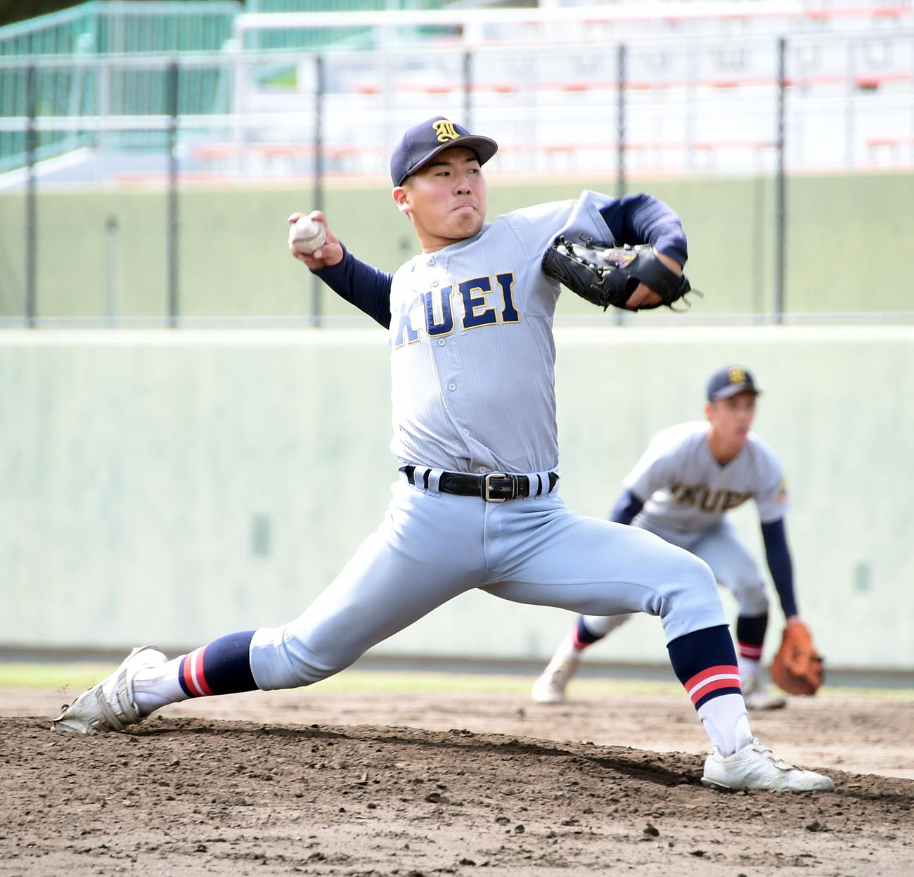 11日、9回に公式戦初登板を果たし、2人をきっちり抑えた木村
