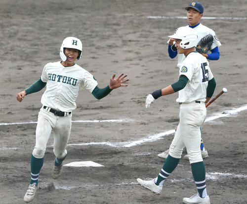 報徳学園・間木歩主将、憧れのダルビッシュさながらの多彩な変化球で