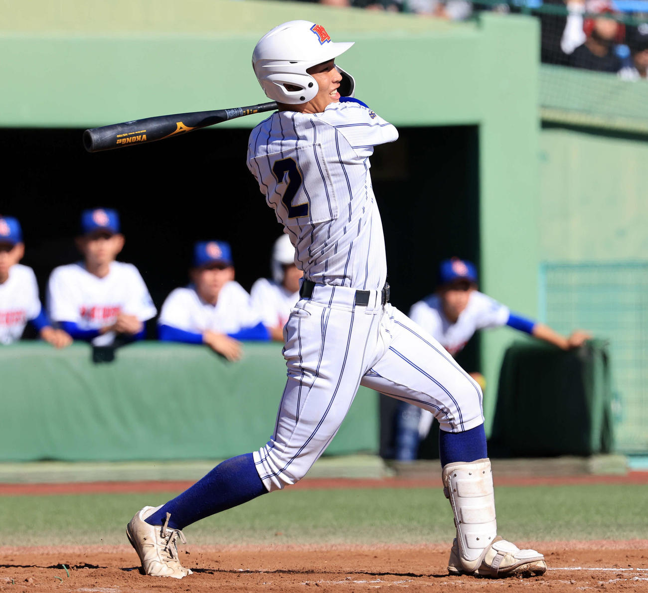 鹿島学園対健大高崎　1回裏健大高崎1死一塁、箱山は右越え適時二塁打を放つ（撮影・浅見桂子）