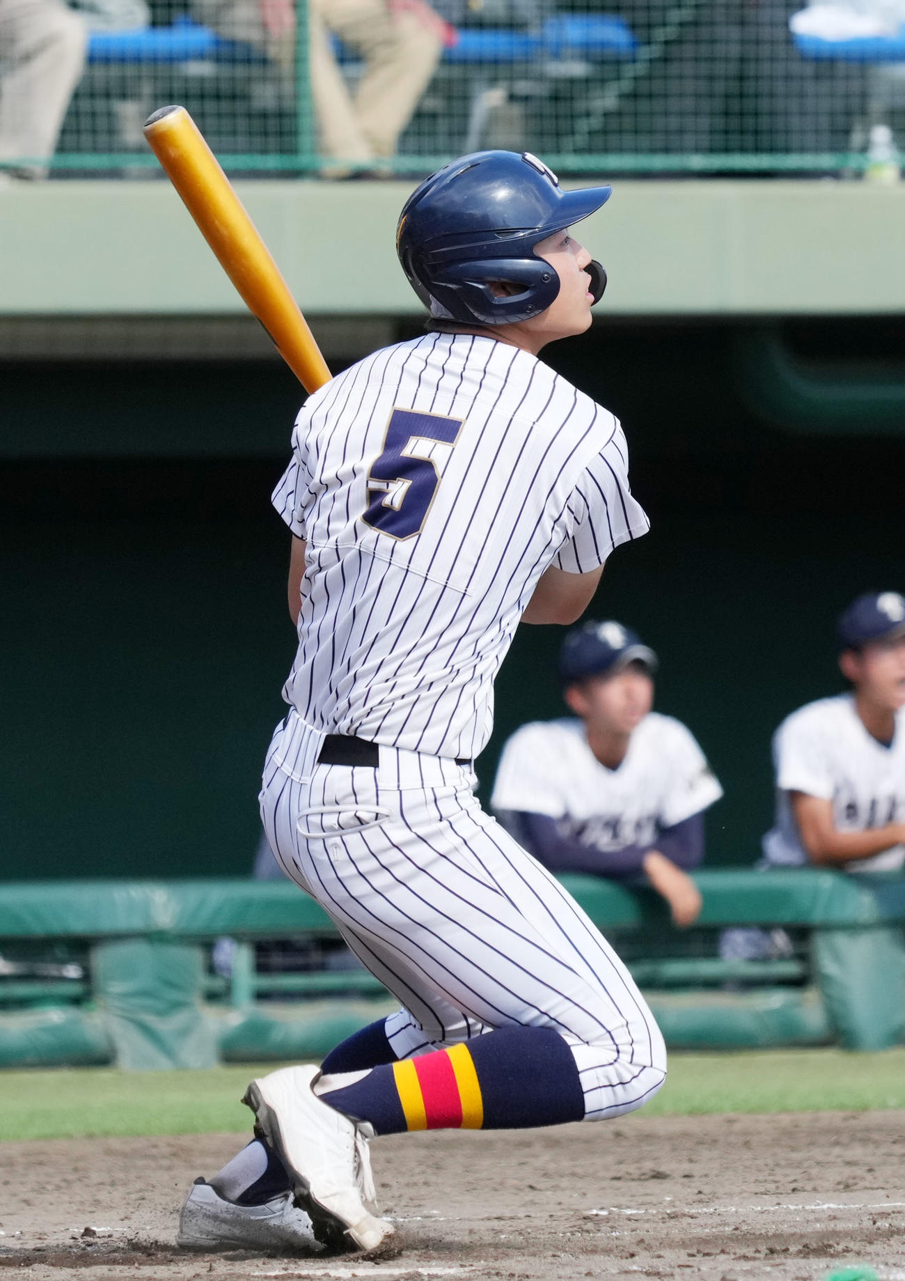 帝京三対作新学院　8回表帝京三2死二、三塁、左中間へ2点適時二塁打を放つ入谷（撮影・横山健太）