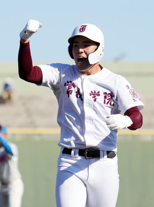 常総学院・武田勇哉、9球団スカウトの前で1発含む3安打4打点「プロ