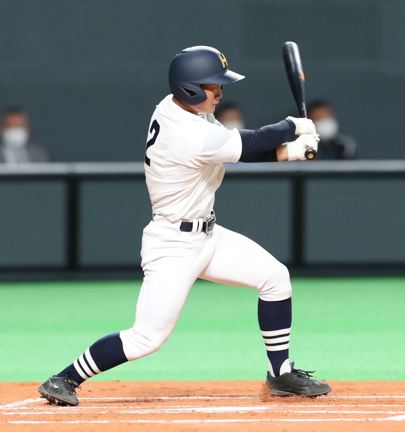 別海対北海　1回裏北海1死二、三塁、大石は先制となる適時二塁打を放つ（撮影・佐藤翔太）