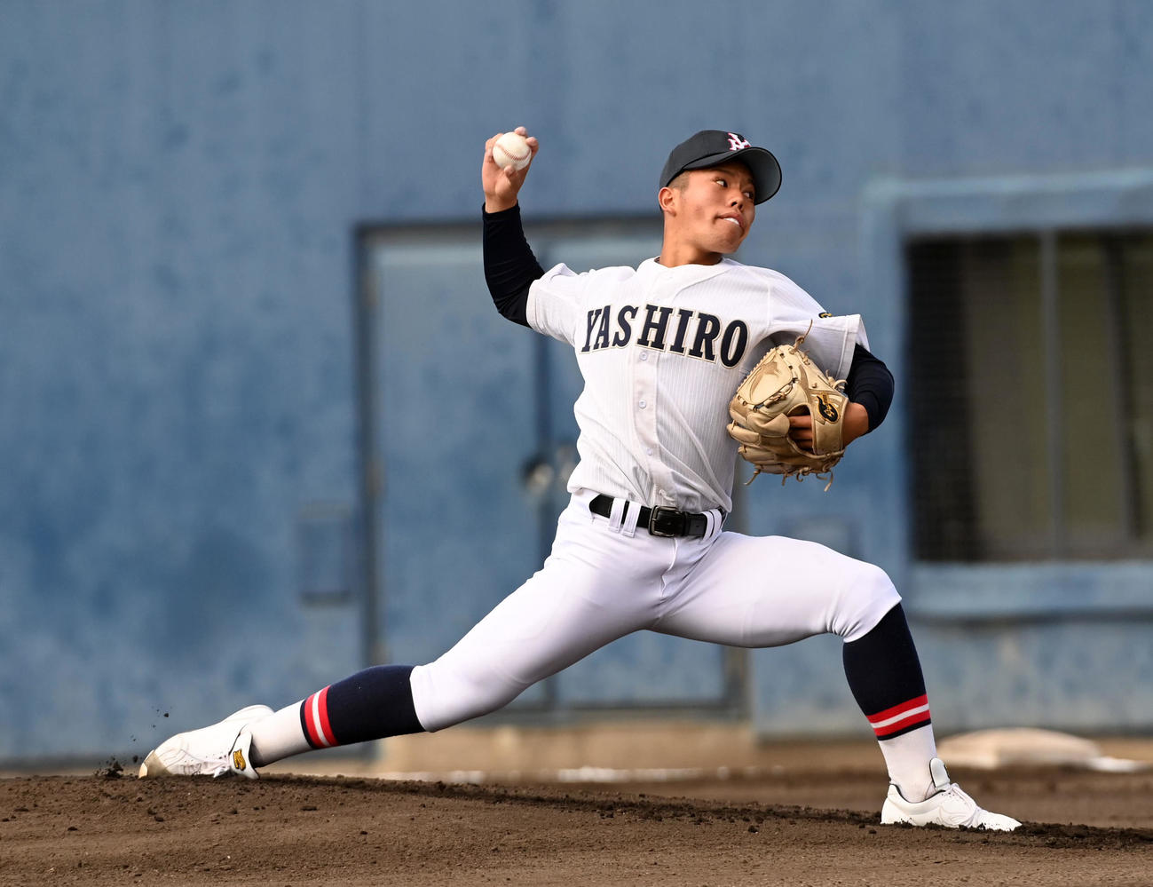 社対耐久　社先発の福田（撮影・前岡正明）