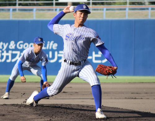 須磨翔風の先発・槙野（撮影・柏原誠）