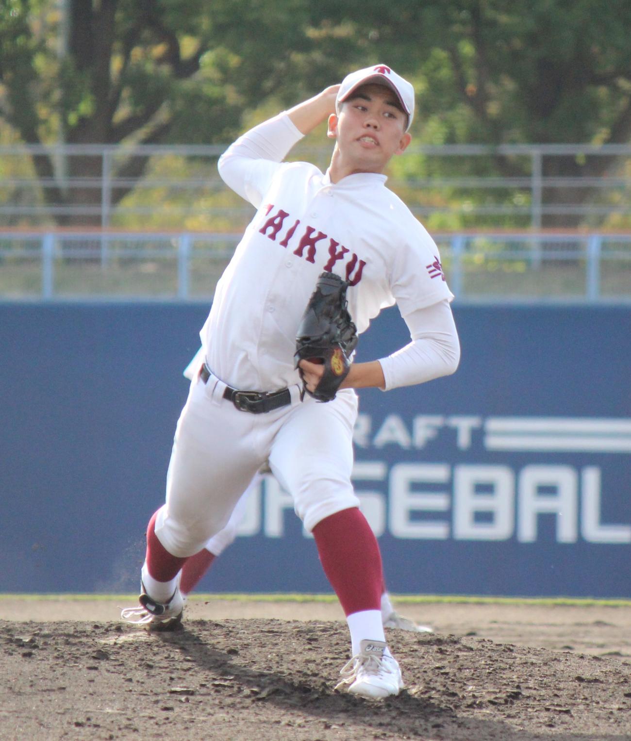 耐久の先発・冷水（撮影・柏原誠）