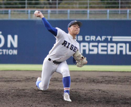 履正社の先発・高木（撮影・柏原誠）