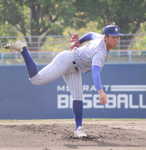 須磨翔風の先発・槙野（撮影・柏原誠）