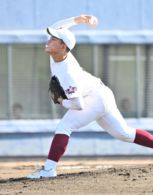 耐久対京都外大西 耐久先発の冷水孝輔(撮影・石井愛子)