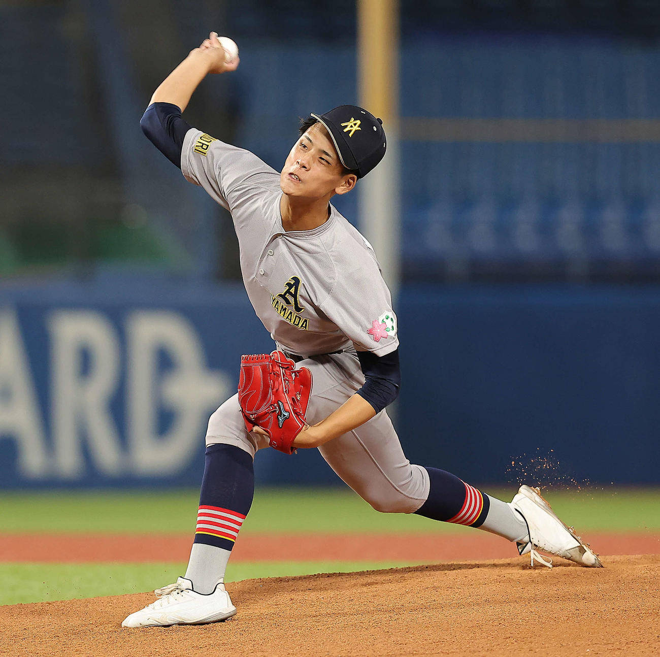 青森山田対星稜　先発登板する青森山田・関（撮影・河田真司）