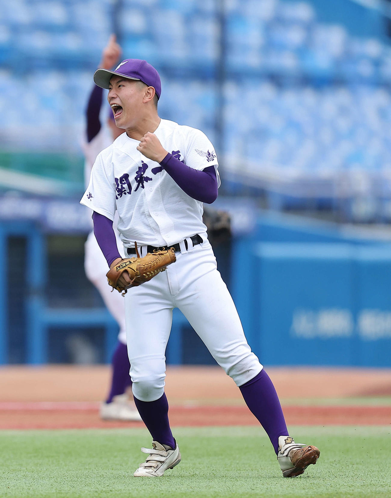大阪桐蔭対関東第一　4回表大阪桐蔭2死三塁、吉野颯真を中飛に抑え雄たけびを上げる畠中（撮影・河田真司）