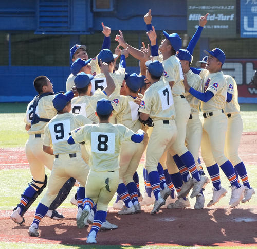 明治神宮大会】星稜、32年ぶりVの内幕「自分たちでやる」チーム変えた