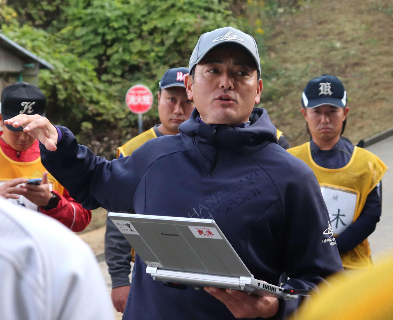 今年2回目の甲子園塾2日目に実技の講師を務めた花巻東の佐々木洋監督（撮影・中島麗）