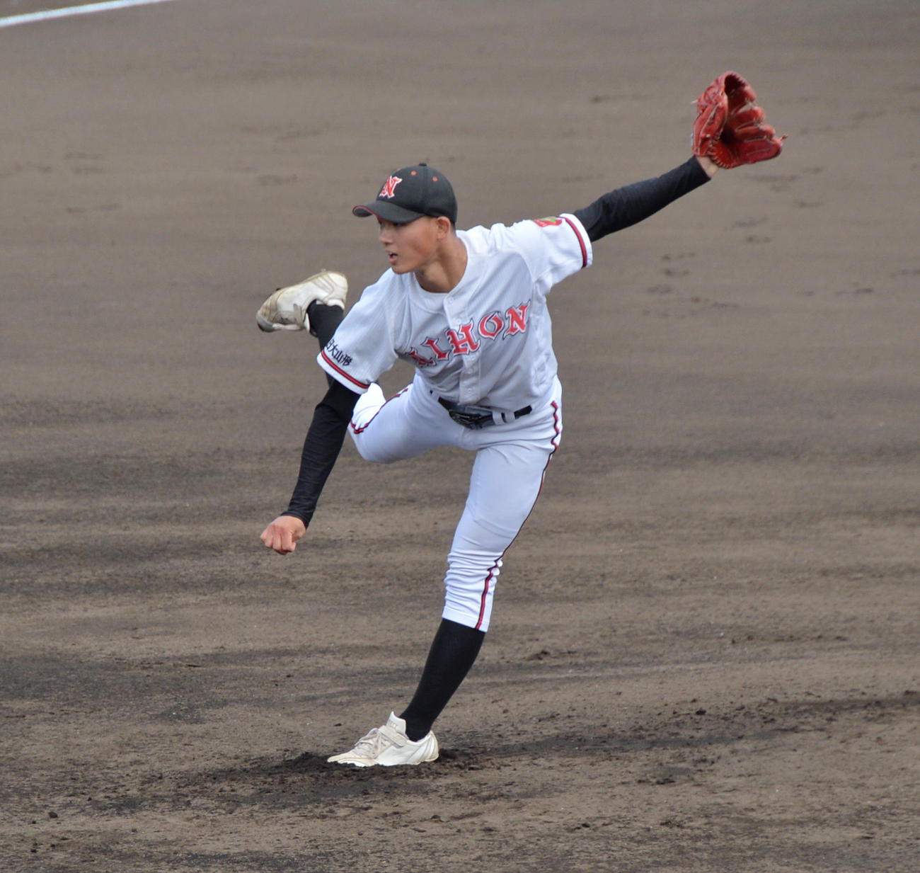 菅井颯投手の投球フォーム（2023年5月撮影）