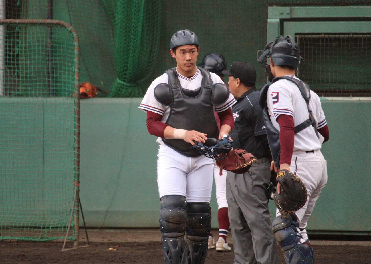来秋ドラフト候補に挙がる桐光学園・中村（撮影・金子真仁）