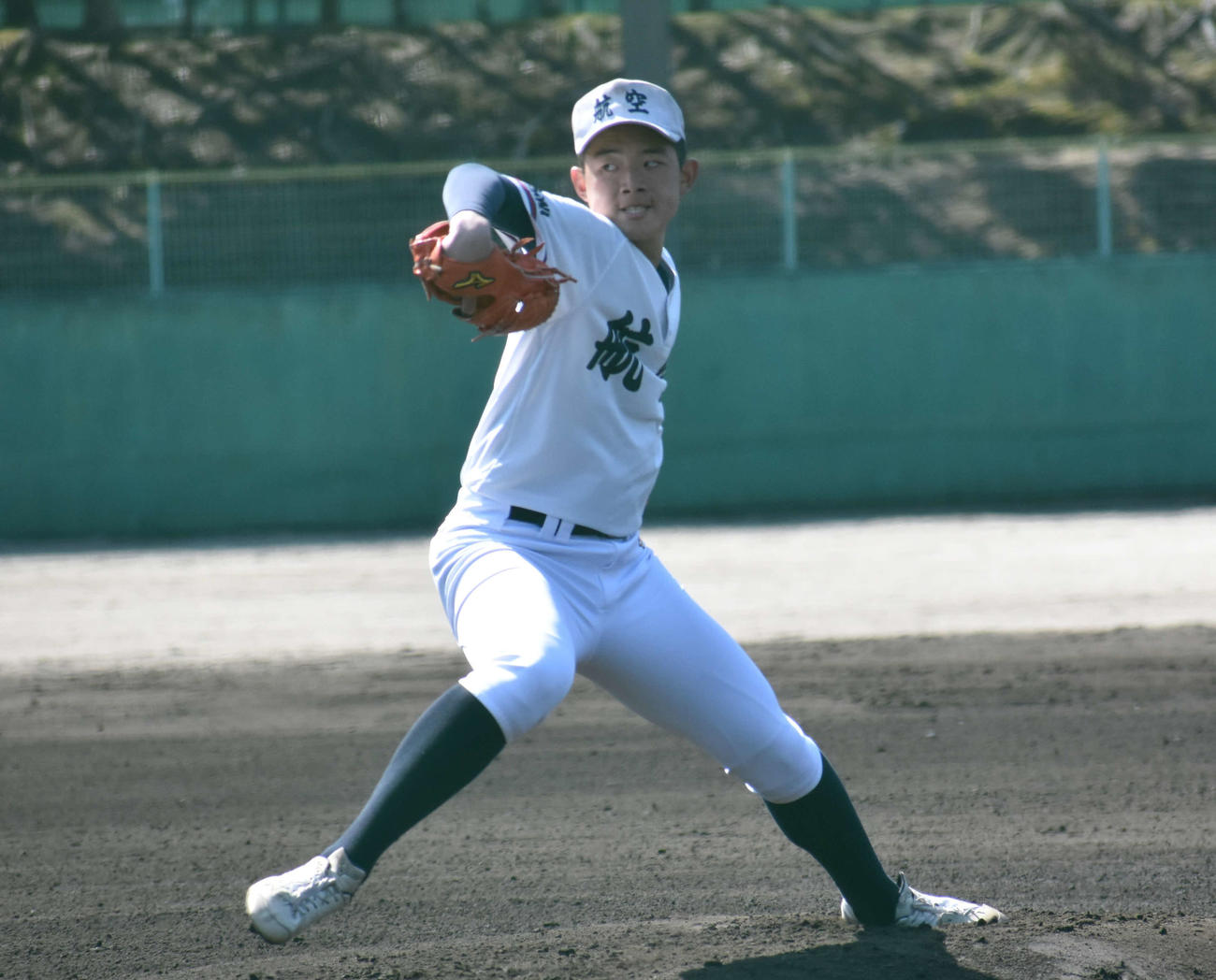 太成学院大高との練習試合で8回1失点、13奪三振と好投した日本航空石川・猶明（撮影・古財稜明）